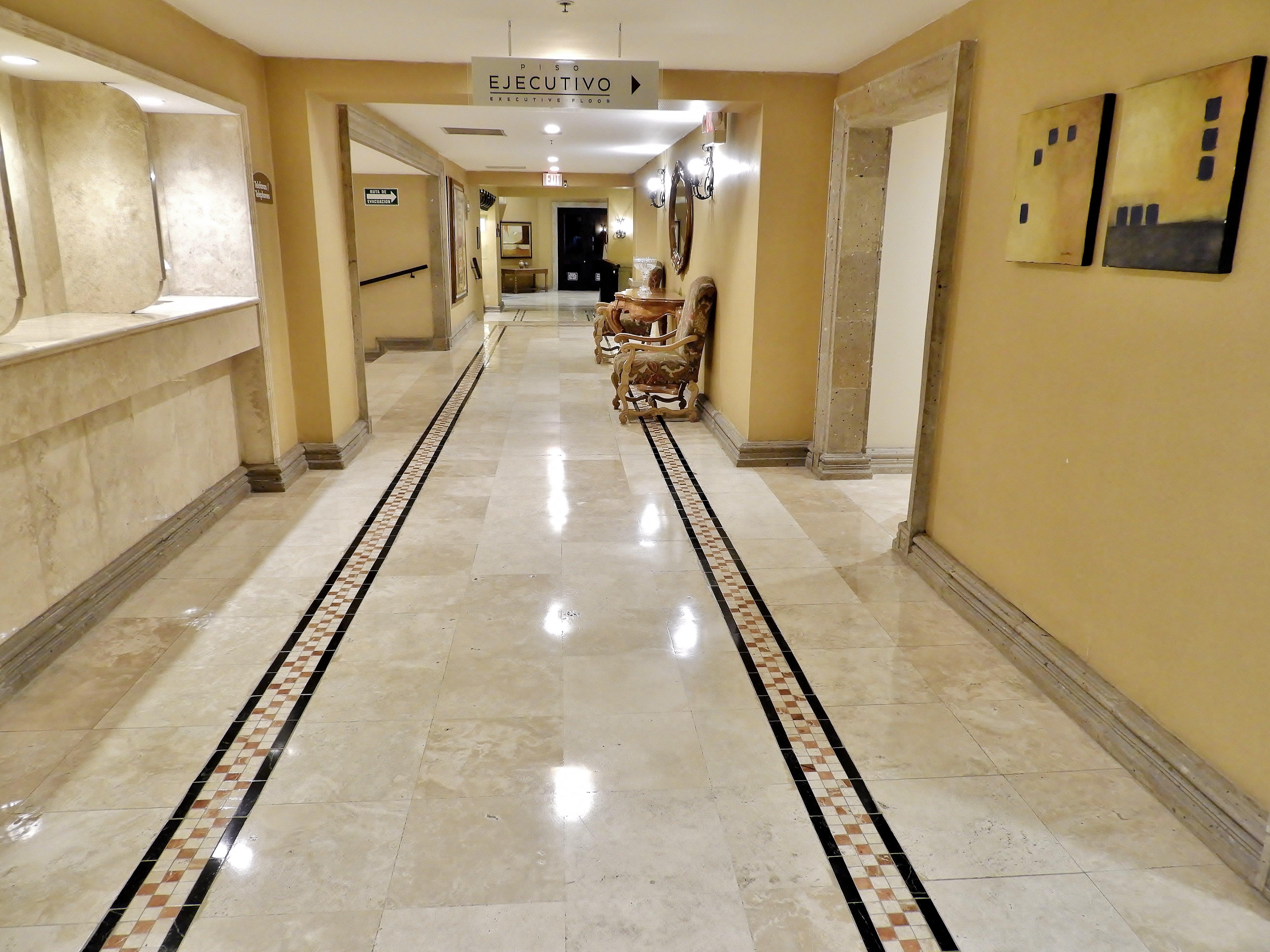 Holiday Inn Reynosa Zona Dorada Ngoại thất bức ảnh